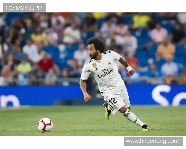 足球球星精彩转身瞬间集锦配乐大赏震撼呈现